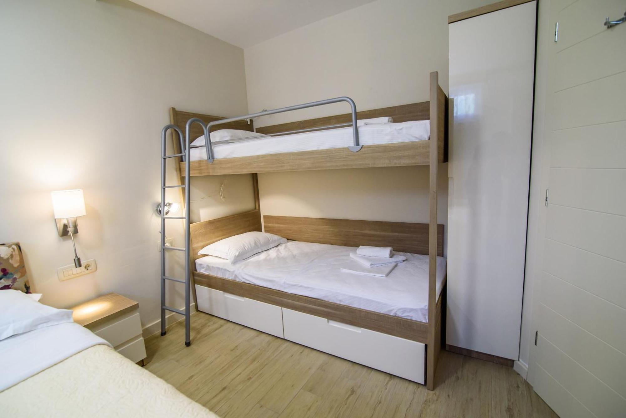 Apartments Leone Lukas Promajna Room photo